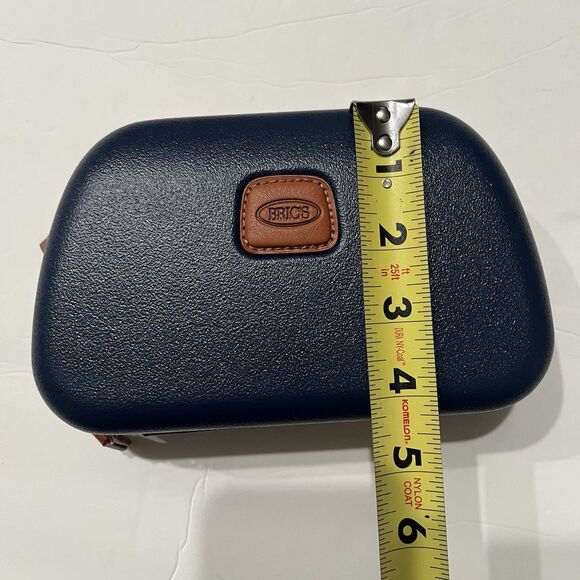 Bric’s Qatar Airways Hard Shell Blue Toiletry Travel Full Zip Case - Picture 5 of 6